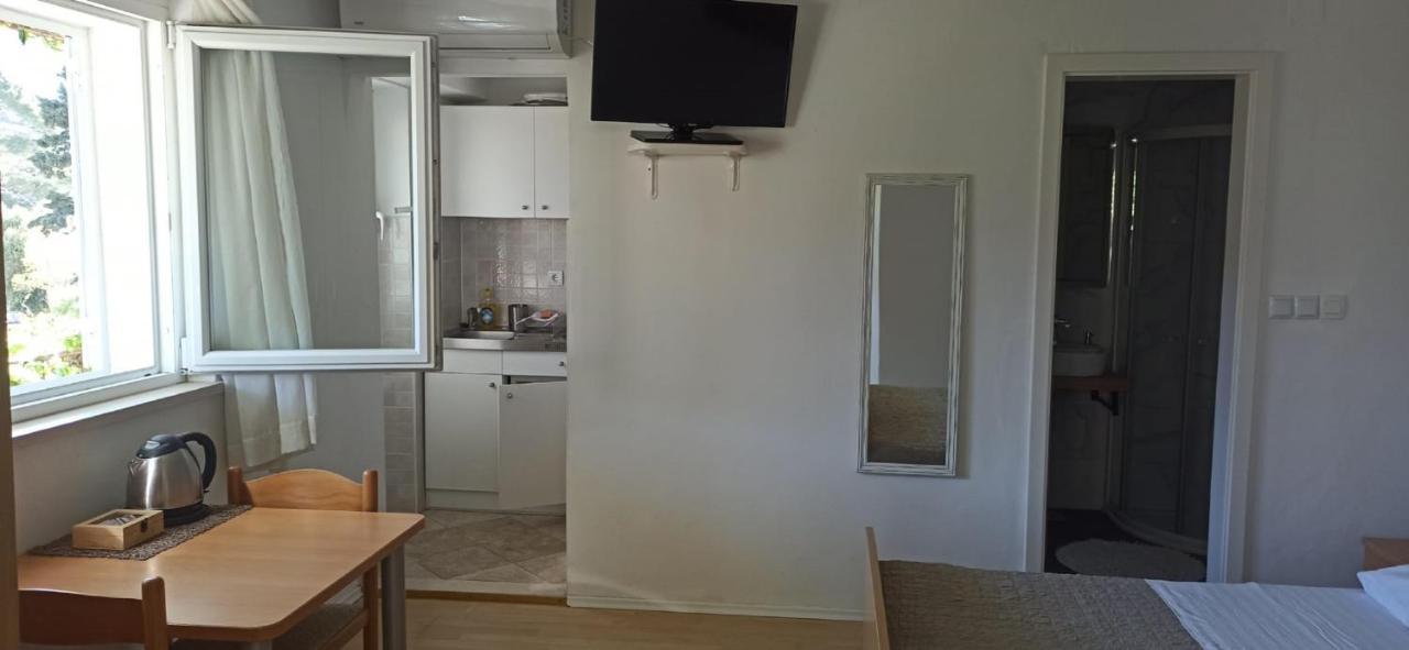 Apartments & Rooms Jokovic Mlini Exterior photo