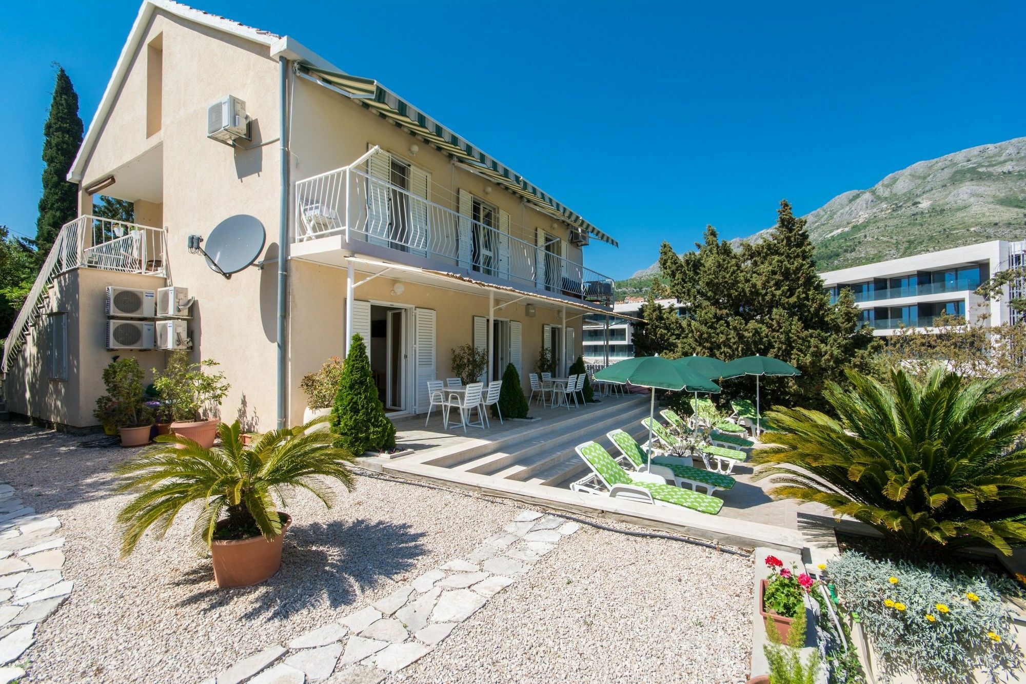 Apartments & Rooms Jokovic Mlini Exterior photo
